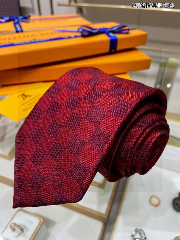 LV Tie hm24